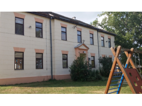 Novi toaleti i renovirana stolarija za osnovce u Karlovčiću